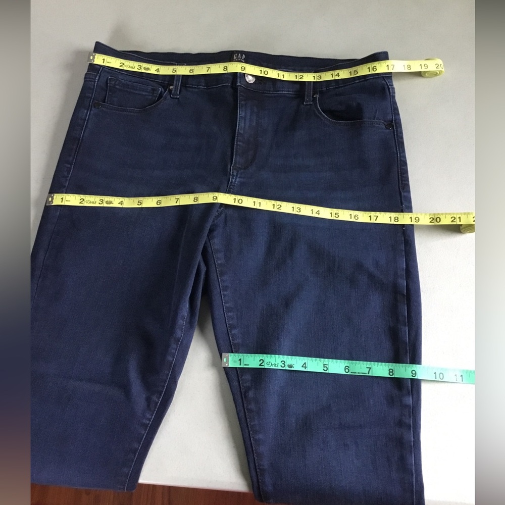 GAP - Picture 14 of 16